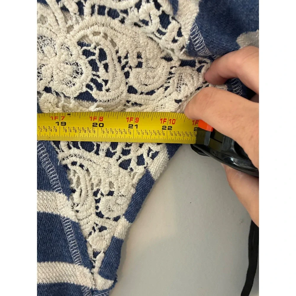 Blu Pepper Blue White Striped Lace Crochet Shoulder Long Sleeve Top Large